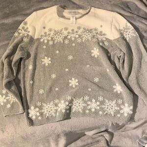 Alfred Dunner Gray and Cream Snowflake Sweater L